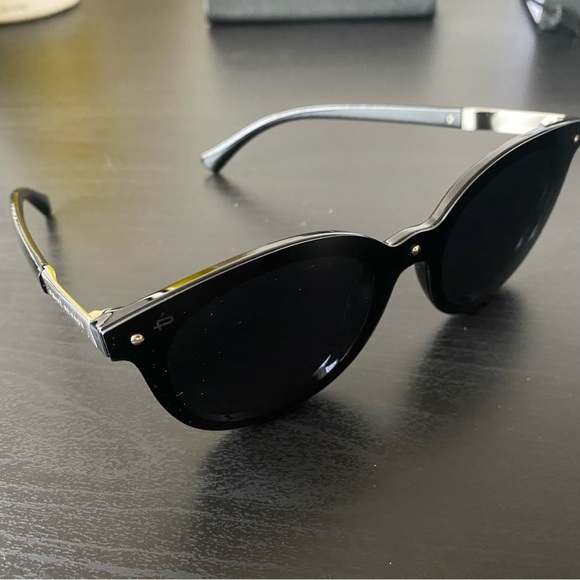 Privé Revaux - The Casablancas Sunglasses - Picture 5 of 7